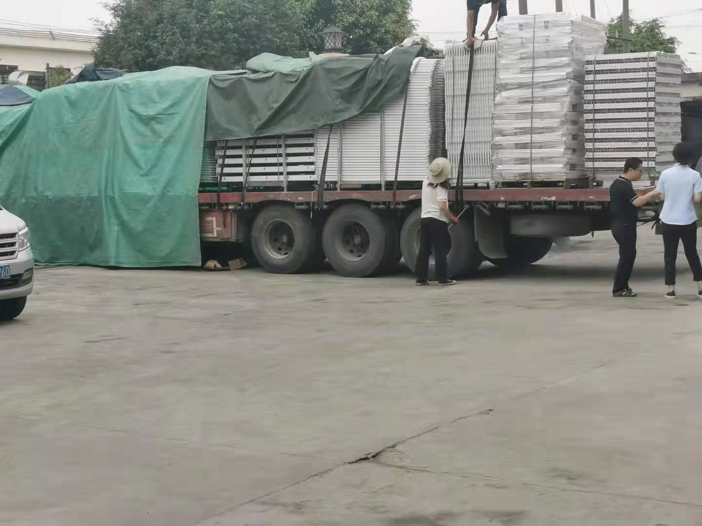 東莞鐵床廠材料的進(jìn)貨過(guò)程