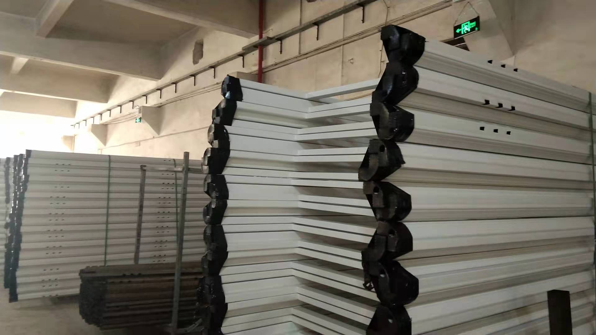 鐵床都是怎么樣打包裝的？