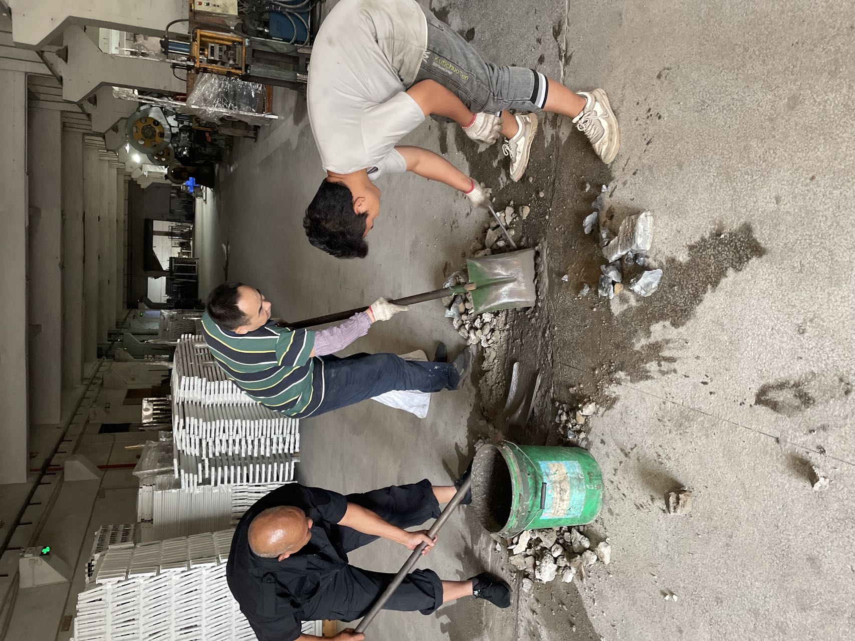 上下鋪鐵床廠家淡季整頓修理中！